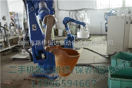 二手铝水浇铸机器人铝锭搬运机器人二手浇铸机器人